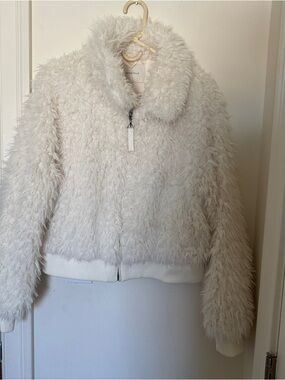 Aeropostale Ivory Faux Fur Teddy Bomber Jacket